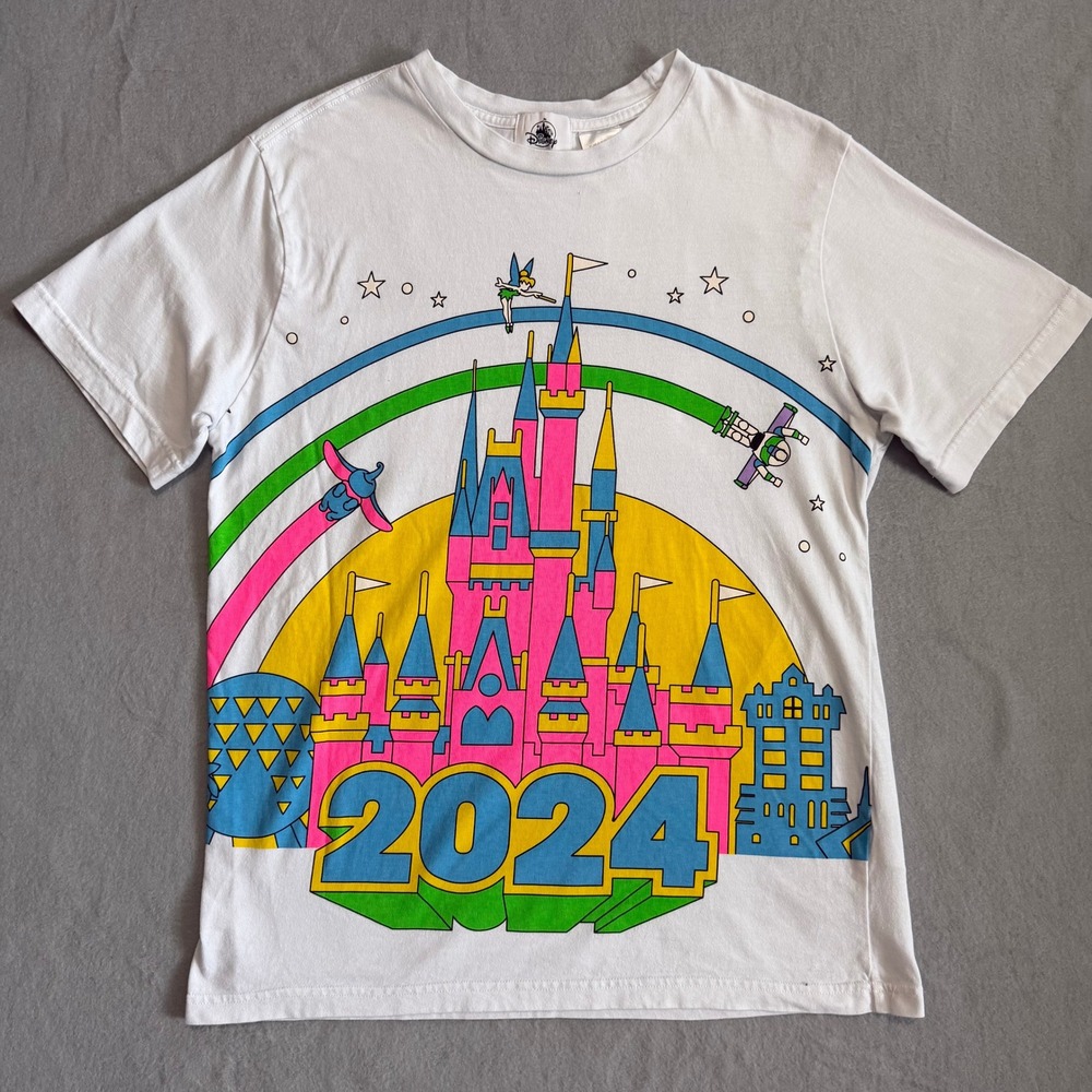 Disney T-Shirt Kids Medium White 2024 Castle Graphic Walt Disney World Collector